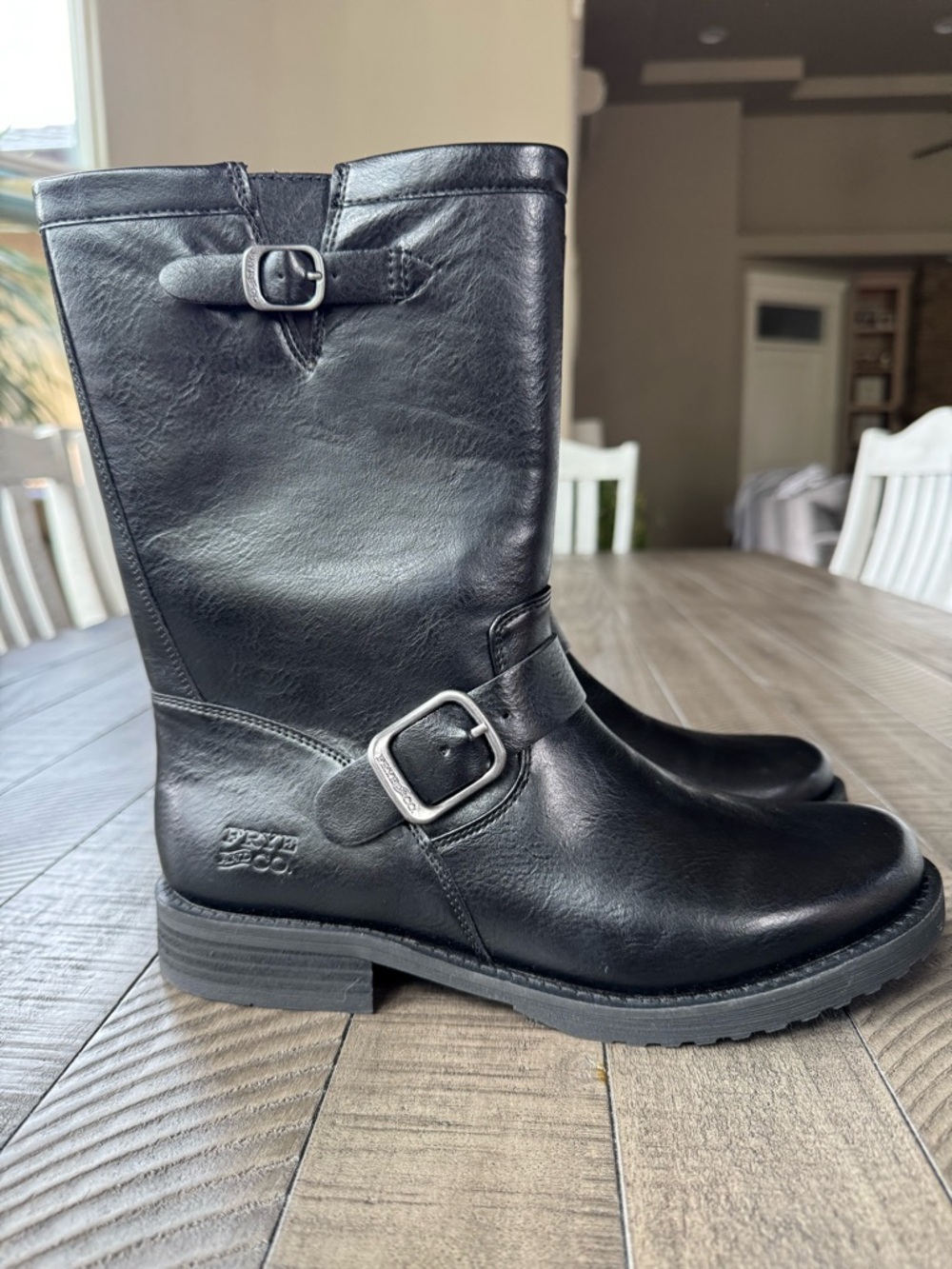 Frye & Co Chesney Short Black Leather Buckle Boots Women’s Size 9 (NWOT)